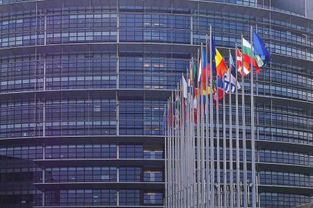   &quot;Wir wissen noch nicht, welche Modelle, welche Ziele es für ein künftiges Europa gibt&quot;, sagte der EU-Abgeordnete Othmar Karas. Im Bild das Europäische Parlament in Straßburg. Foto: pixabay/hpgruesen