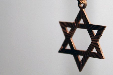 Bei dem Angriff eines Rechtsextremen auf eine Synagoge in Halle an der Saale sind am Mittwoch zwei Menschen ums Leben gekommen. Foto: pixabay