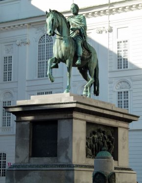 Statue von Joseph II. hoch zu Ross