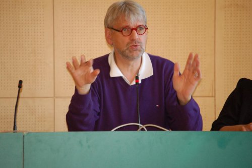Univ.-Prof. Dr. Ulrich H.J. Körtner lehrt an der Evangelischen-Theologischen Fakultät Wien.
