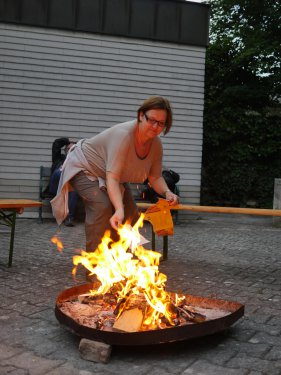 Hält die Flammen am Lodern: Petra Mandl