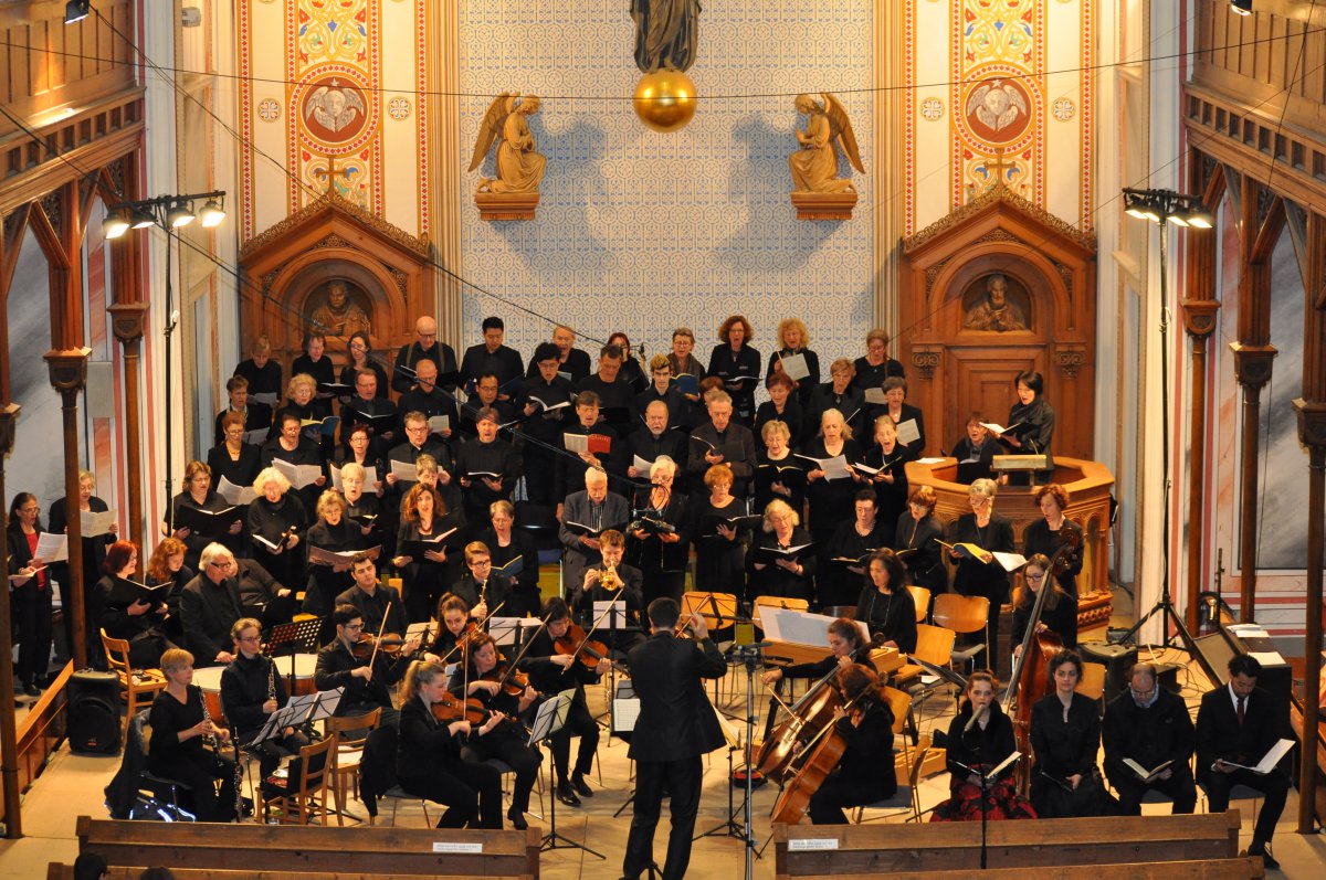 Martin Zeller leitet den Reformations-Projektchor und das Reformations-Projektorchester