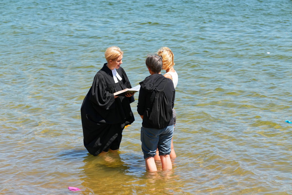 Evangelische Taufen an der Alten Donau - Ein Fest der Gemeinschaft und des Glaubens