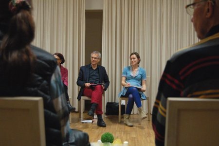 Geriatriereferentin Katharina Schoene hatte Dr. Christian Metz am 23.10. zum Treffen der WegbegleiterInnen eingeladen.
