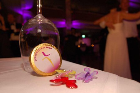 Nachdem der Evangelische Frühlingsball 2017 pausiert hat, wird am 7. April wieder getanzt und gefeiert. Foto: Evang. Diözeses A.B. Wien/M. Schomaker