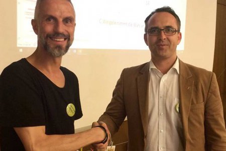 Christian Weigele (l.) folgt Ulrich Böheim als Vorsitzender der Evangelischen Jugend Österreich nach. Foto: EJÖ