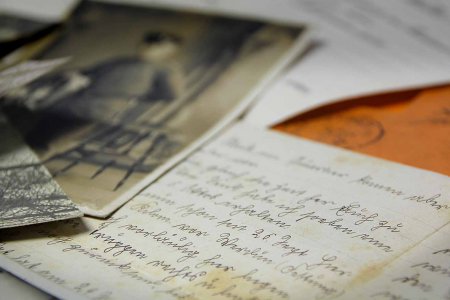 &quot;Eigentlich sollten wir viel öfter Briefe schreiben, dachte ich. Aber wer hat schon noch Zeit und Muße dafür? Wer besitzt überhaupt noch ordentliches Briefpapier?&quot; Foto: pxHere