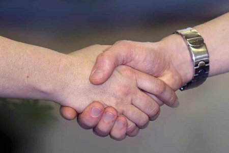 Wenn Versprechen im Handumdrehen gebrochen werden, sollten alle hellhörig werden, meint Michael Chalupka. Foto: pixabay