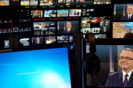 TV und Radio widmen sich dem neuen evangelisch-lutherischen Bischof. Foto: epd/Uschmann
