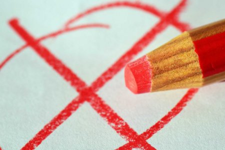 „Ich erwarte mir, dass die politisch Verantwortlichen viele ihrer genannten Ziele nicht nur als Lippenbekenntnisse formulieren, sondern gemeinsam in die Tat umsetzen werden“, sagt Superintendent Matthias Geist. Foto: pixabay