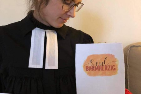 Pfarrerin Helene Lechner ruft zur Mitmenschlichkeit auf - und fordert von Kanzer Kurz, sich für die Flüchtlinge im Lager von Kara Tepe einzusetzen. Foto: privat