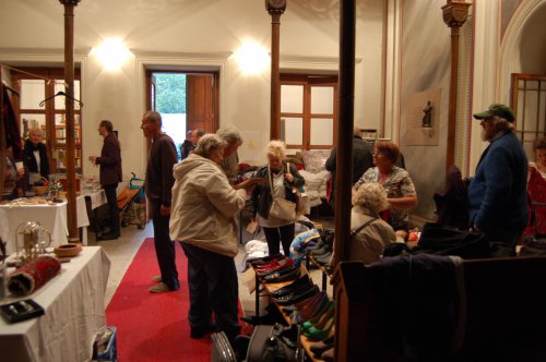 Der Flohmarkt in der Gustav-Adolf-Kirche ließ das Schnäppchenjäger-Herz höher schlagen.