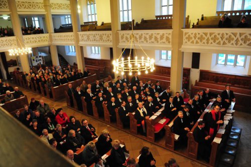 Die voll besetzte evangelischen Kirche in Wels.
