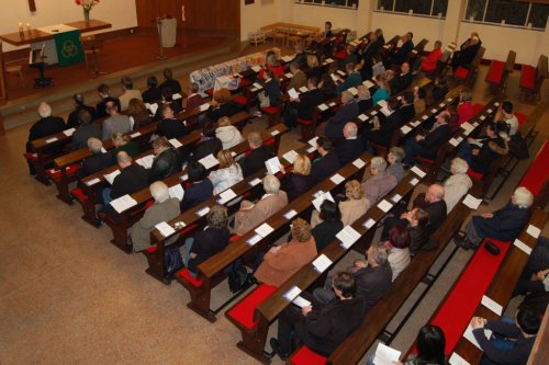 Über 100 Gäste kamen zur Amtseinführung der Diözesankantorin in die lutherische Pauluskirche.
