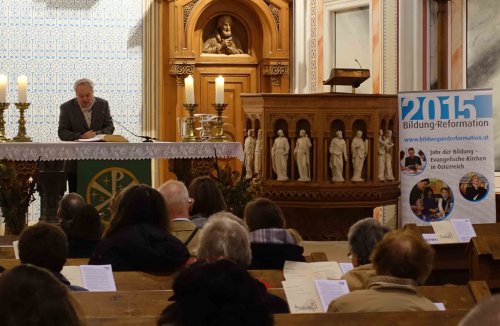 Oberkirchenrat Karl Schiefermair...
