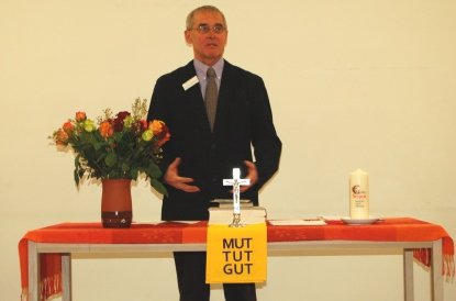 Pfarrer Hans Volker Kieweler
