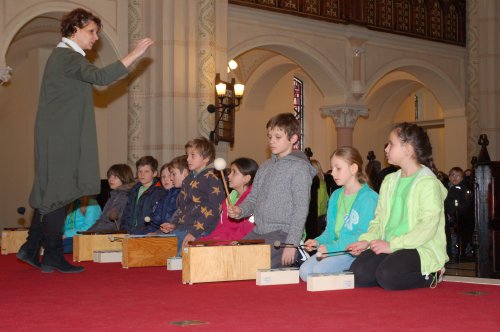 In der Lutherkirche wird der Abschluss des Tags gefeiert.