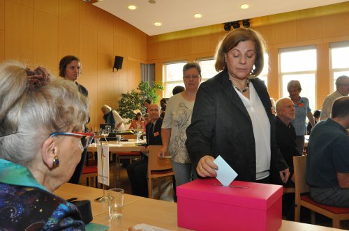 Die Wahlen der Funktionen und Gremien erfolgten alle in geheimer Abstimmung.