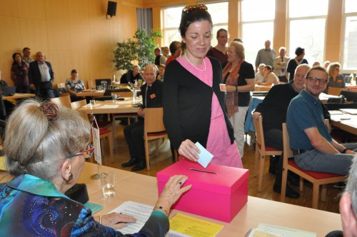 Die Wahlen der Funktionen und Gremien erfolgten alle in geheimer Abstimmung.