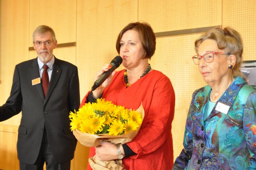 Petra Mandl nimmt die Wahl zu Superintendentialkuratorin an.