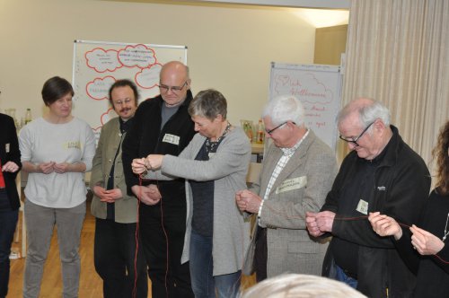Der rote Faden verbindet uns