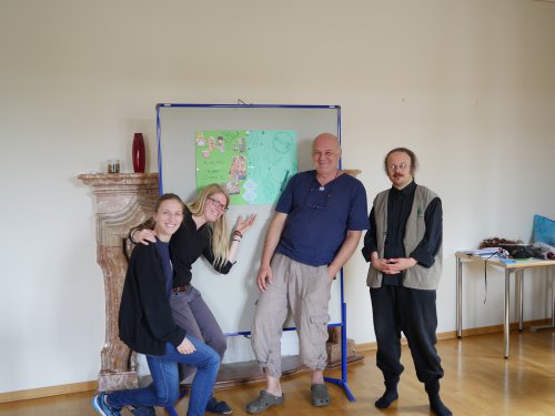 Die Teams präsentieren ihren Prototypen