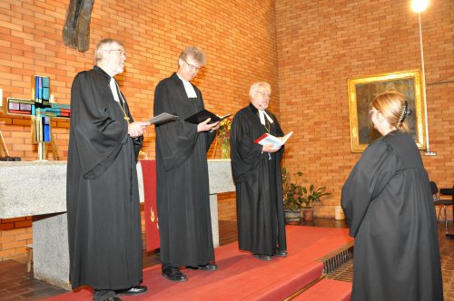 Hansjörg Lein, Karl Schiefermair und Johannes Wittich (v.l.n.r.) führen Katja Eichler in ihr neues Amt ein