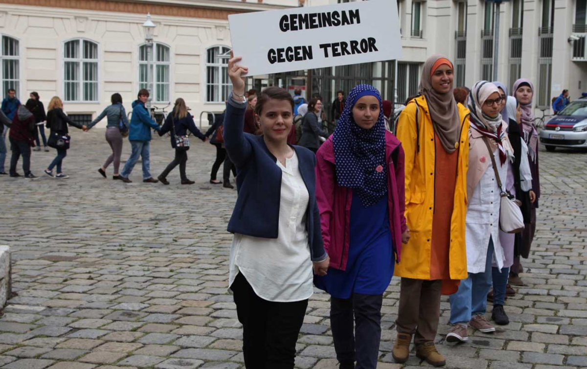 Miteinander zu reden, Konflikte gewaltfrei zu lösen und respektvoll miteinander umzugehen, dazu wollen die Jugendorganisationen anregen. Foto: BJV/Tahad Ahmad Miteinander zu reden, Konflikte gewaltfrei zu lösen und respektvoll miteinander umzugehen, dazu wollen die Jugendorganisationen anregen. Foto: BJV/Tahad Ahmad