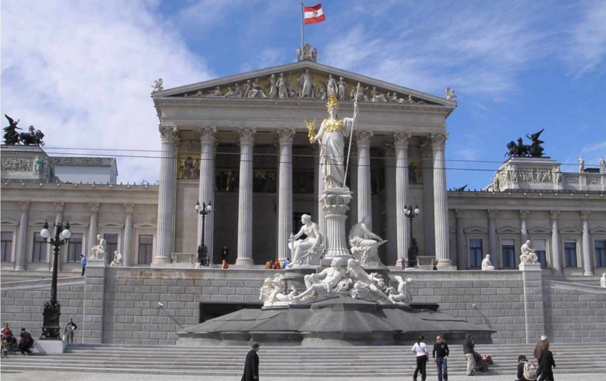 Die österreichischen Kirchen wollen keine Wahlempfehlung, aber eine Orientierung für Christinnen und Christen liefern. Foto: wikimedia/Gryffindor Die österreichischen Kirchen wollen keine Wahlempfehlung, aber eine Orientierung für Christinnen und Christen liefern. Foto: wikimedia/Gryffindor