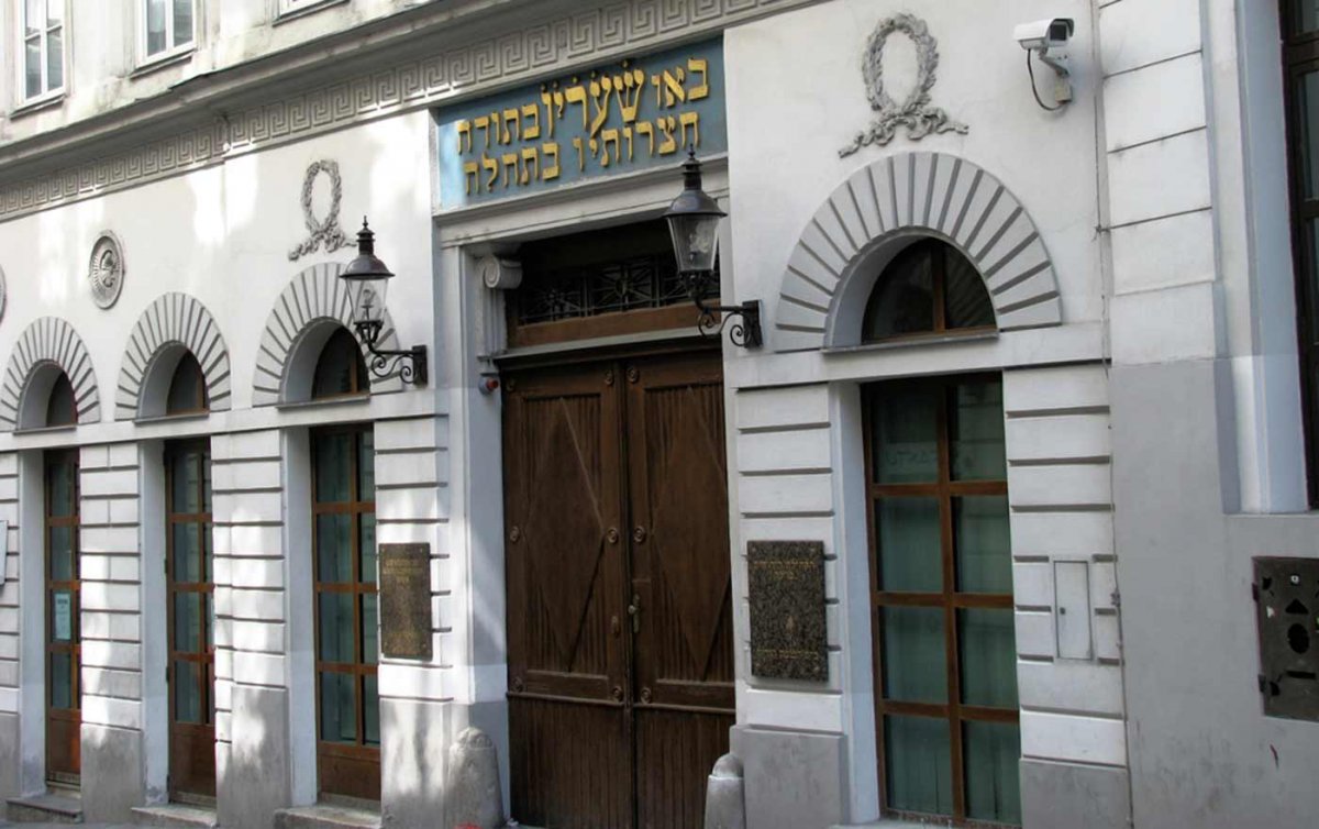 In einer gemeinsamen Erklärung richten sich Vertreter der christlichen Kirchen und der Israelitischen Kultusgemeinde an die neuen Abgeordneten zum Nationalrat. Im Bild die Israelitische Kultusgemeinde in Wien Foto: IKG