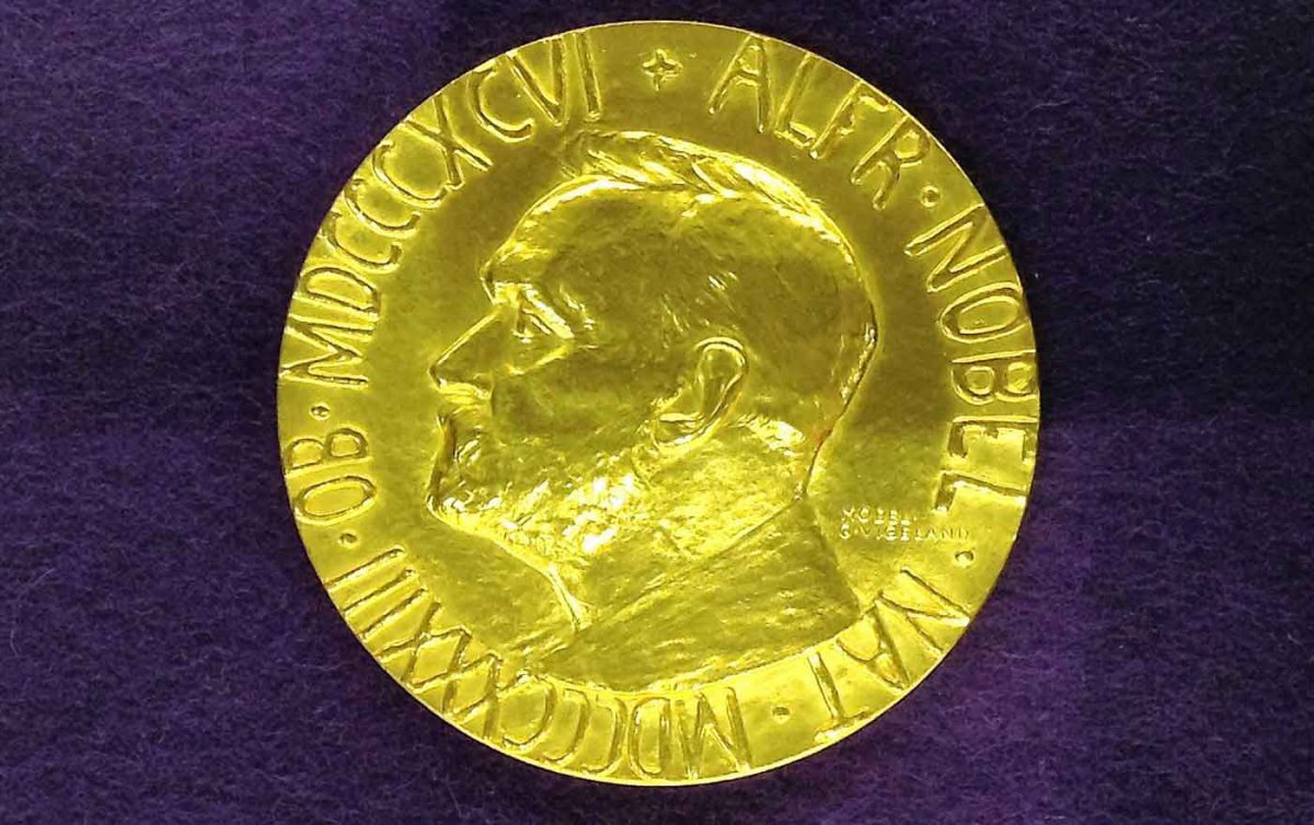 Der Friedensnobelpreis wird jährlich am 10. Dezember in Oslo verliehen. Im Bild die Medaille des Preisträgers von 1974, Eisaku Sato. Foto: wikimedia/awalin Der Friedensnobelpreis wird jährlich am 10. Dezember in Oslo verliehen. Im Bild die Medaille des Preisträgers von 1974, Eisaku Sato. Foto: wikimedia/awalin