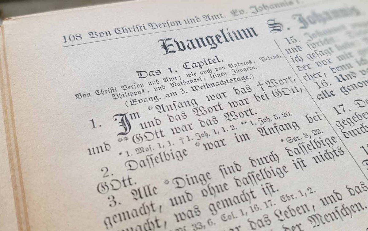 "Die Bibel weiß: 'Wo viele Worte sind, da geht’s ohne Sünde nicht ab; wer aber seine Lippen in Zaum hält, ist klug.'" Foto: epd/Michael Windisch "Die Bibel weiß: 'Wo viele Worte sind, da geht’s ohne Sünde nicht ab; wer aber seine Lippen in Zaum hält, ist klug.'" Foto: epd/Michael Windisch