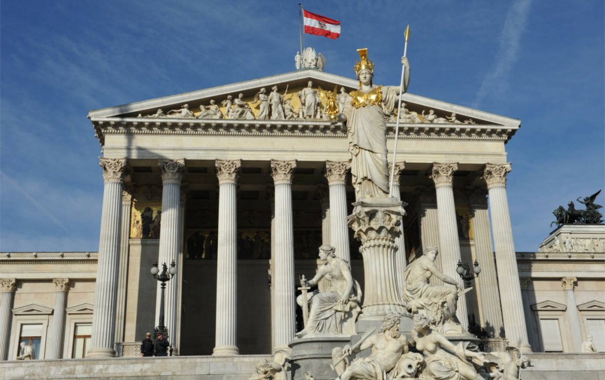 Bereits zum vierten Mal fand zu Beginn der herbstlichen Parlamentssession ein ökumenischer Gottesdienst statt. Archivbild: epd/Uschmann Bereits zum vierten Mal fand zu Beginn der herbstlichen Parlamentssession ein ökumenischer Gottesdienst statt. Archivbild: epd/Uschmann