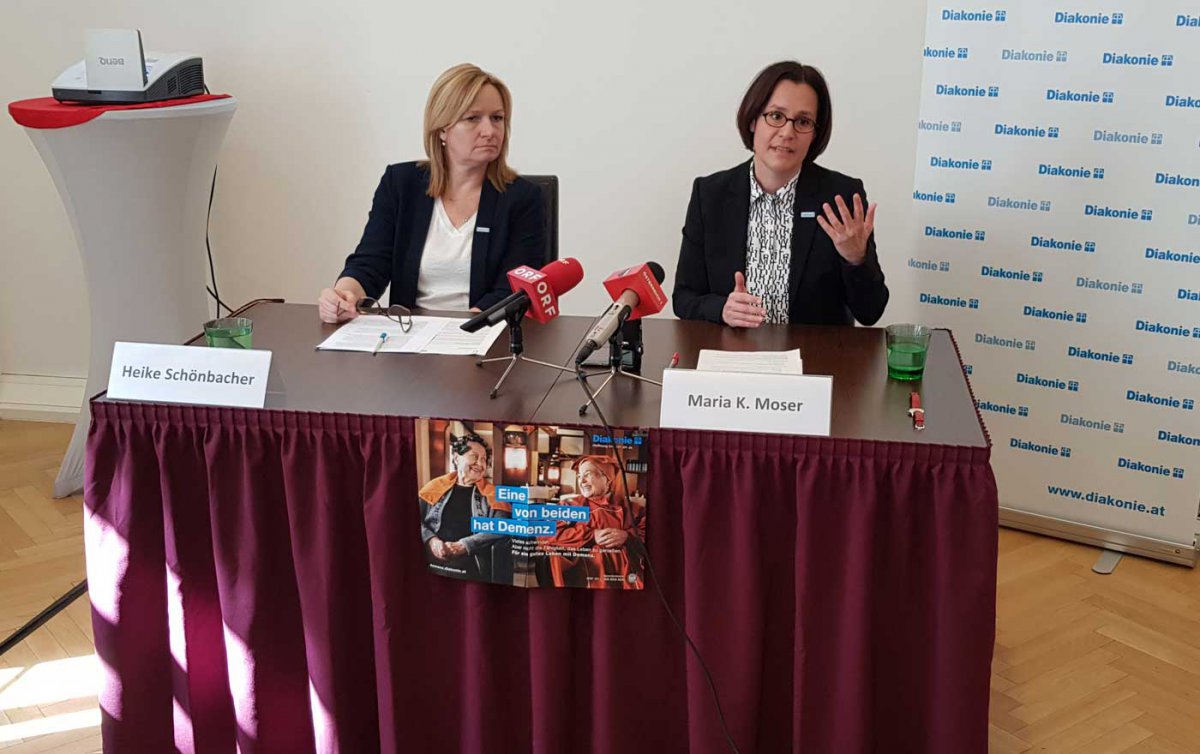   „Wir sollten nicht über Menschen mit Demenz reden, als wären sie gar nicht da“, sagt Diakonie-Direktorin Maria Katharina Moser. Foto: epd/Windisch