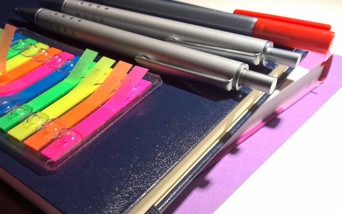 "Ein einfaches Startpaket für einen Schulanfänger bestehend aus Schultasche, Sportbeutel, Heften, verschiedenen Stiften, Handarbeitskoffer, Malfarben kostet 100 bis 300 Euro“, rechnet Diakonie-Sozialexperte Martin Schenk vor. Foto: pxhere "Ein einfaches Startpaket für einen Schulanfänger bestehend aus Schultasche, Sportbeutel, Heften, verschiedenen Stiften, Handarbeitskoffer, Malfarben kostet 100 bis 300 Euro“, rechnet Diakonie-Sozialexperte Martin Schenk vor. Foto: pxhere