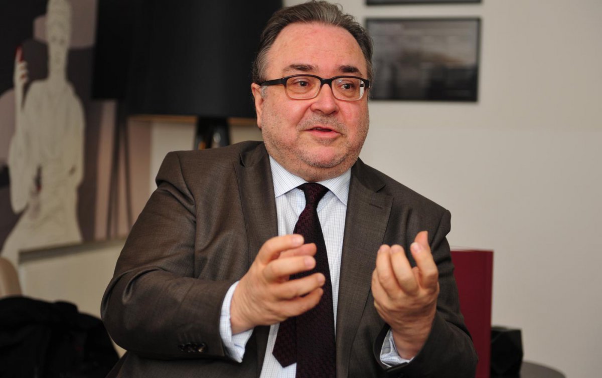 Die Parteien sollten sich im Wahlkampf zur Karfreitagsfrage positionieren. "Die evangelischen Bürger und Bürgerinnen sollten das wissen", sagte der neue Bischof im APA-Interview. Foto: epd/Uschmann Die Parteien sollten sich im Wahlkampf zur Karfreitagsfrage positionieren. "Die evangelischen Bürger und Bürgerinnen sollten das wissen", sagte der neue Bischof im APA-Interview. Foto: epd/Uschmann