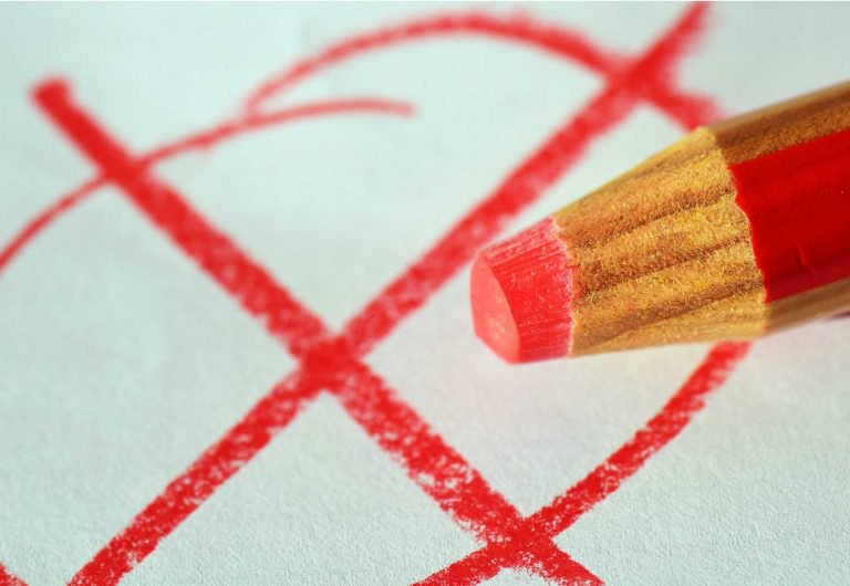 „Ich erwarte mir, dass die politisch Verantwortlichen viele ihrer genannten Ziele nicht nur als Lippenbekenntnisse formulieren, sondern gemeinsam in die Tat umsetzen werden“, sagt Superintendent Matthias Geist. Foto: pixabay