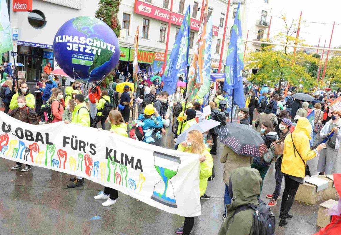 "Religions for Future" ruft Menschen aller Religionsgemeinschaften zur Teilnahme am Klimastreik auf. Foto: epd/M. Uschmann "Religions for Future" ruft Menschen aller Religionsgemeinschaften zur Teilnahme am Klimastreik auf. Foto: epd/M. Uschmann