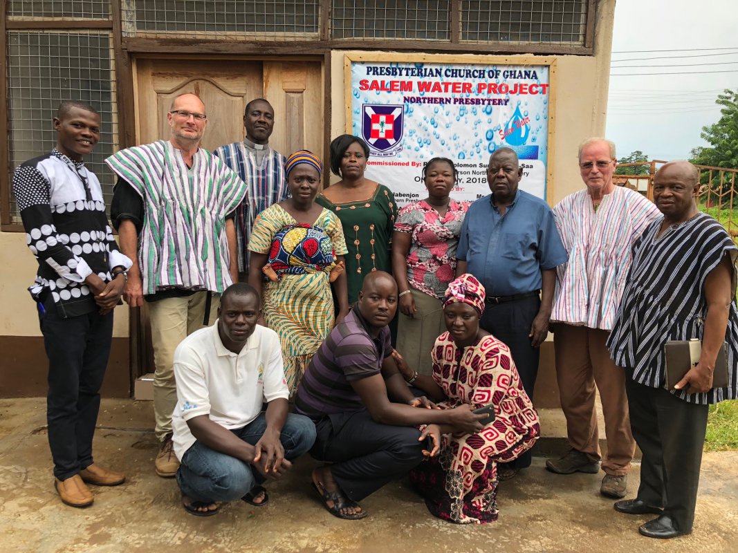 Team des Wasserprojektes in Yendi mit Rev. Dr. S Sule Saa und Dan Kolbilla Team des Wasserprojektes in Yendi mit Rev. Dr. S Sule Saa und Dan Kolbilla